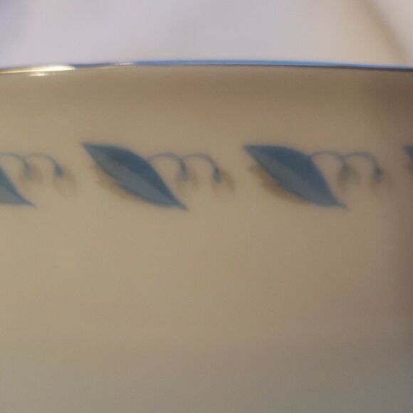 Abalone China Sky Flower Gravy Boat Vintage Japan MCM White Blue Platinum Trim - Picture 5 of 7